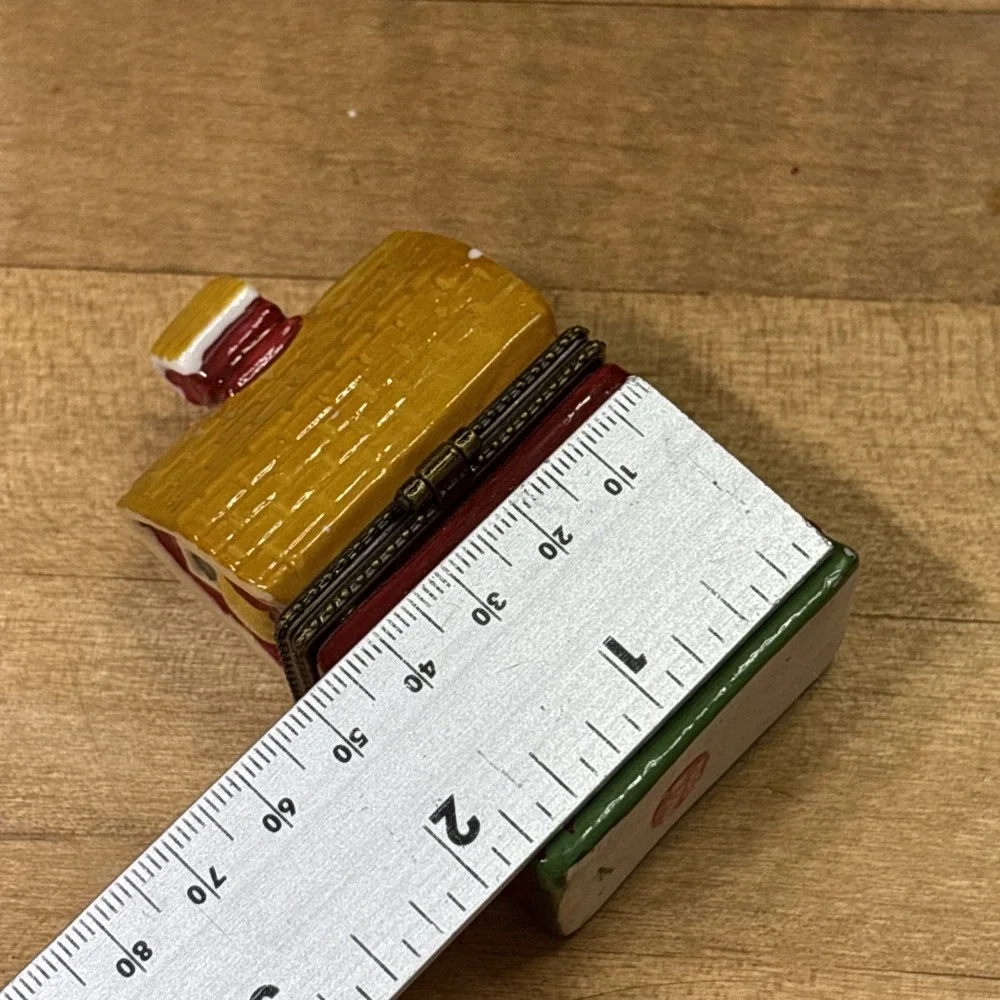 Vintage Ceramic Red Barn Trinket Box Hinged Yellow Roof Chicken Figurine